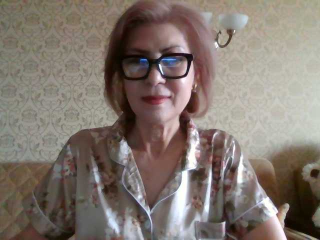 Elegant00Lady