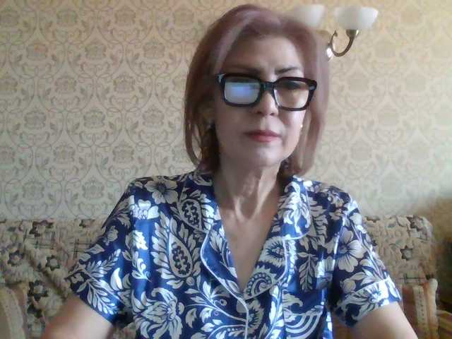 Elegant00Lady