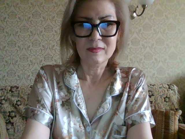 ElegantLady00 live webcam show