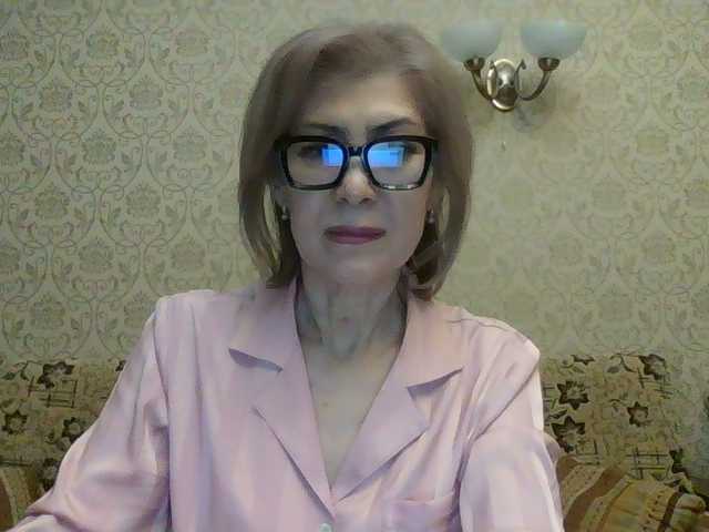 Elegant00Lady
