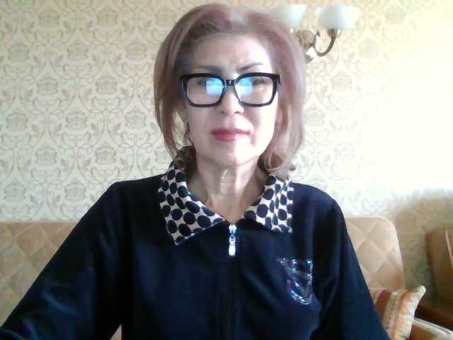 Elegant00Lady's BongaCams show and profile