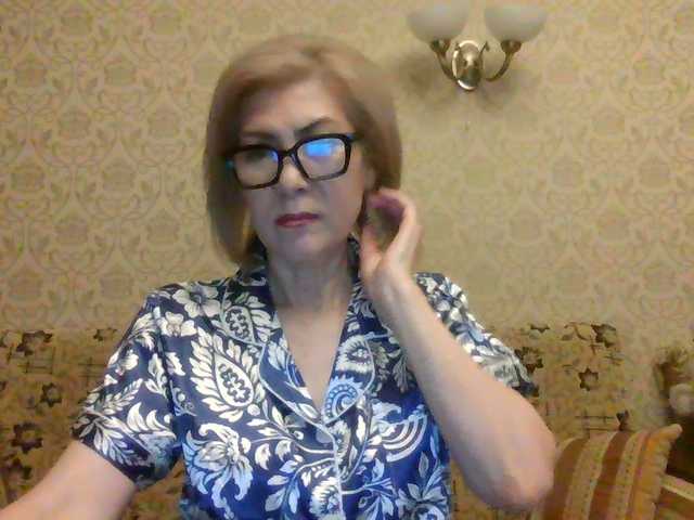 Elegant00Lady