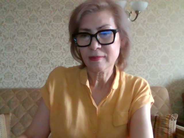 Elegant00Lady
