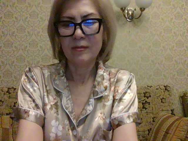 Elegant00Lady live cam on BongaCams