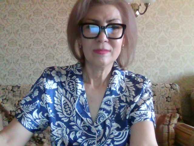 Elegant00Lady