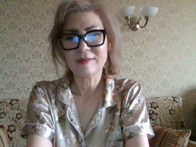 Elegant00Lady live cam on BongaCams