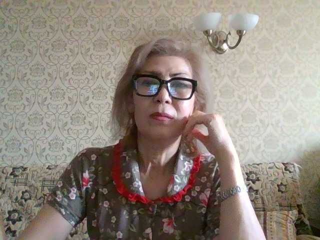 Elegant00Lady live cam on BongaCams