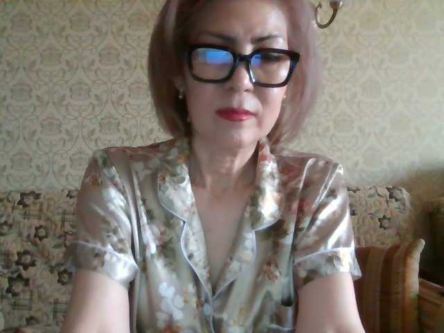 Elegant00Lady