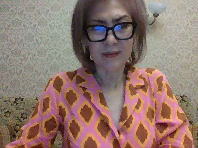 Elegant00Lady