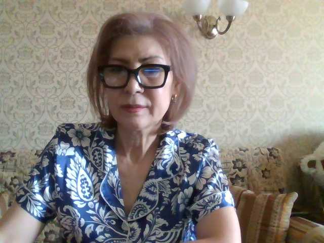 Elegant00Lady