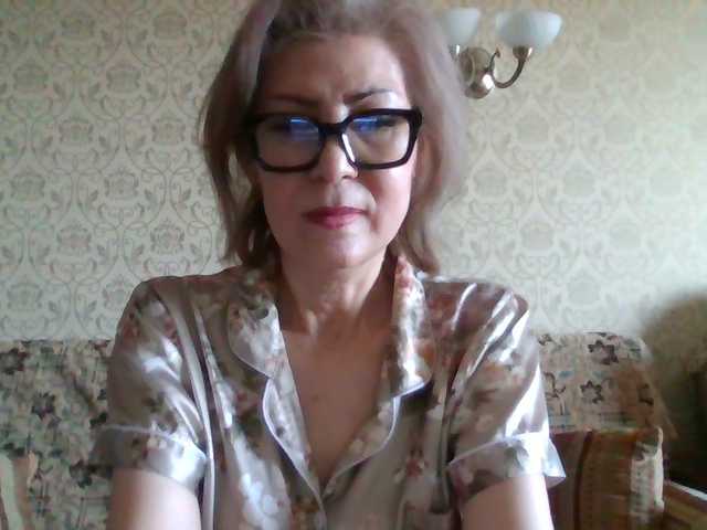 Elegant00Lady