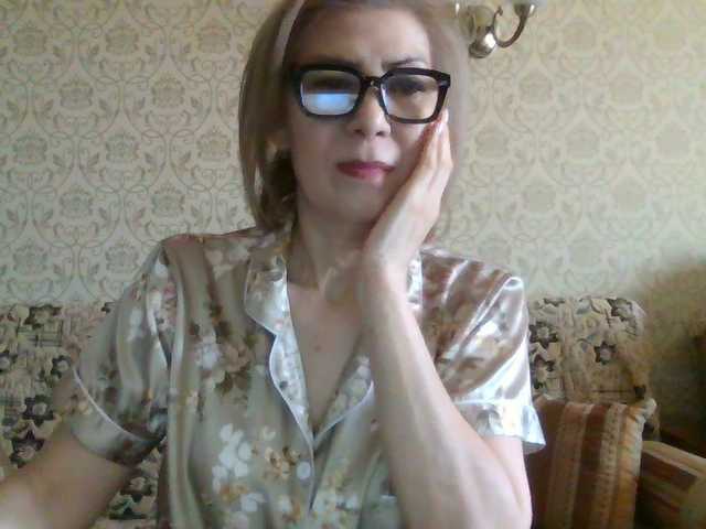 Elegant00Lady