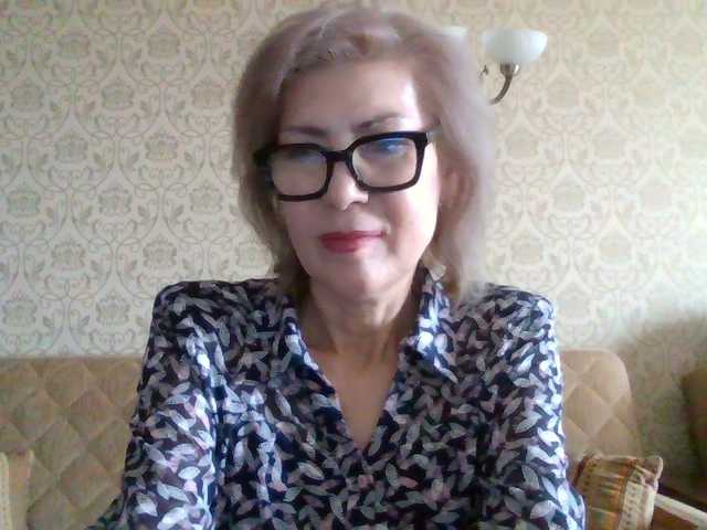 Elegant00Lady live cam on BongaCams