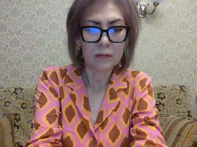 Elegant00Lady live cam on BongaCams