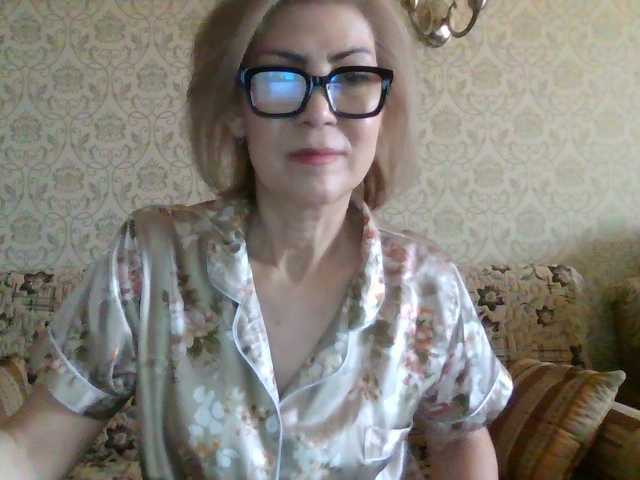 Elegant00Lady