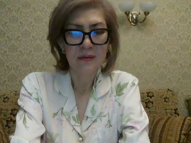 Elegant00Lady