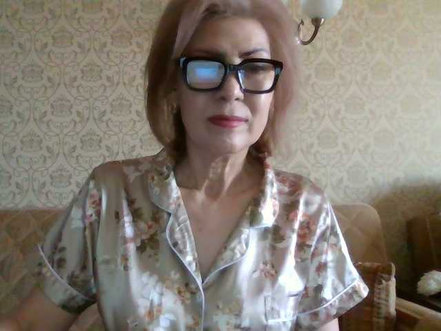 Elegant00Lady live cam on BongaCams