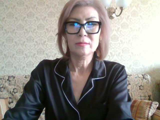 Elegant00Lady live cam on BongaCams