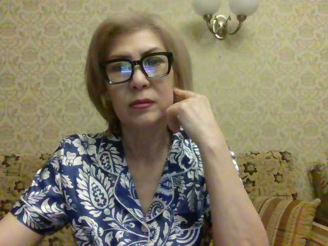 Elegant00Lady live cam on BongaCams