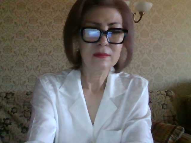 Elegant00Lady