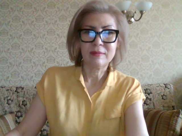 Elegant00Lady live cam on BongaCams