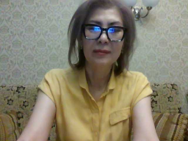 Elegant00Lady live cam on BongaCams