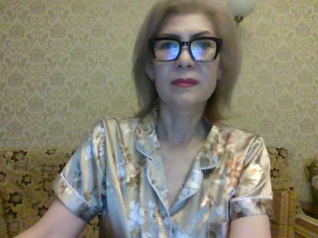 Elegant00Lady