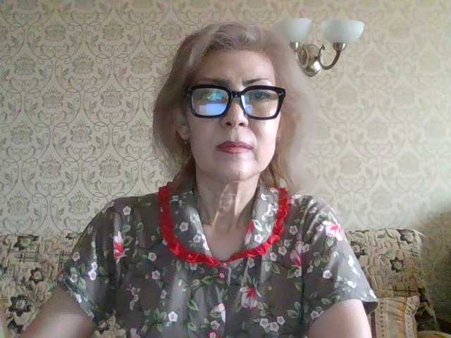 Elegant00Lady
