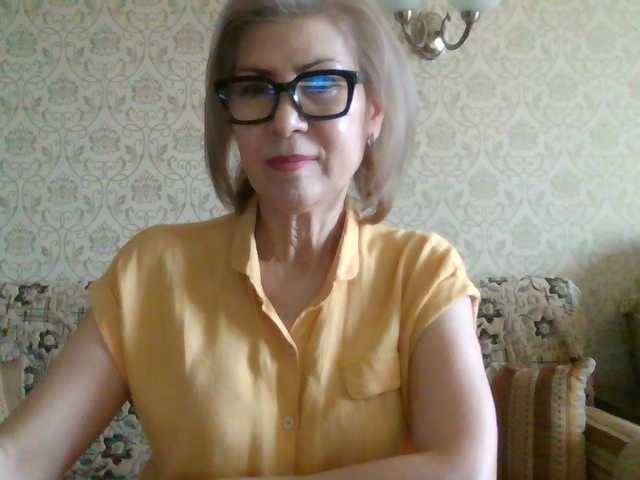 Elegant00Lady live cam on BongaCams