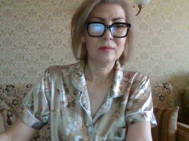 Elegant00Lady