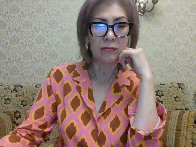 Elegant00Lady