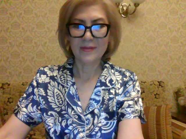 Elegant00Lady live cam on BongaCams