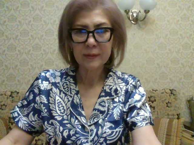 Elegant00Lady