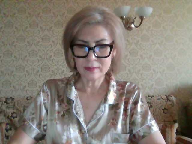 Elegant00Lady