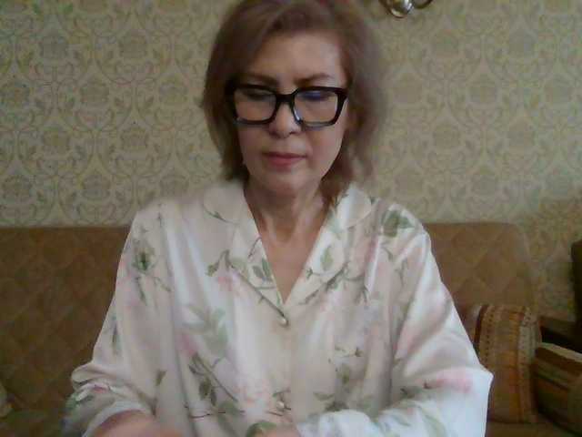Elegant00Lady