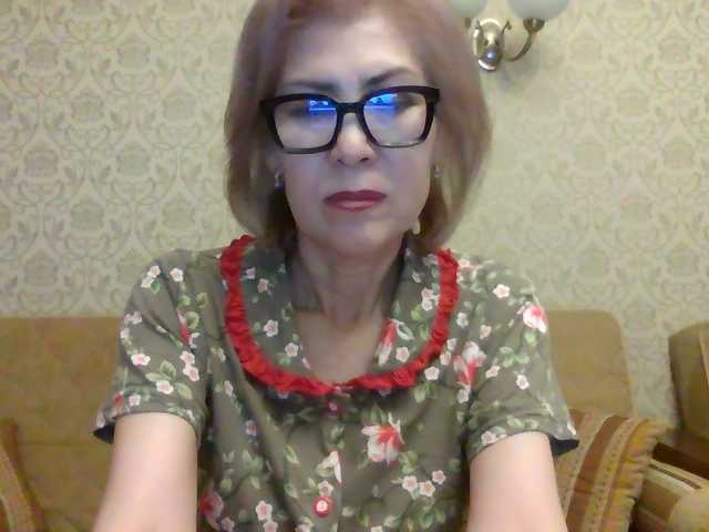 Elegant00Lady live cam on BongaCams