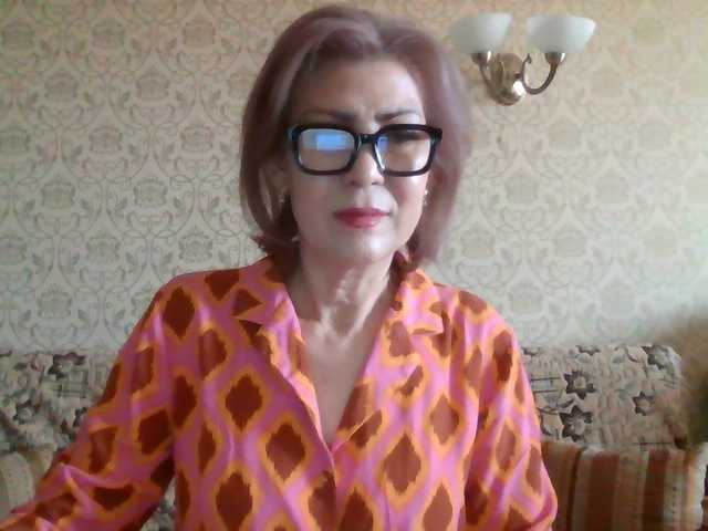 Elegant00Lady live cam on BongaCams