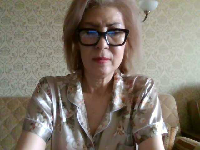 Elegant00Lady