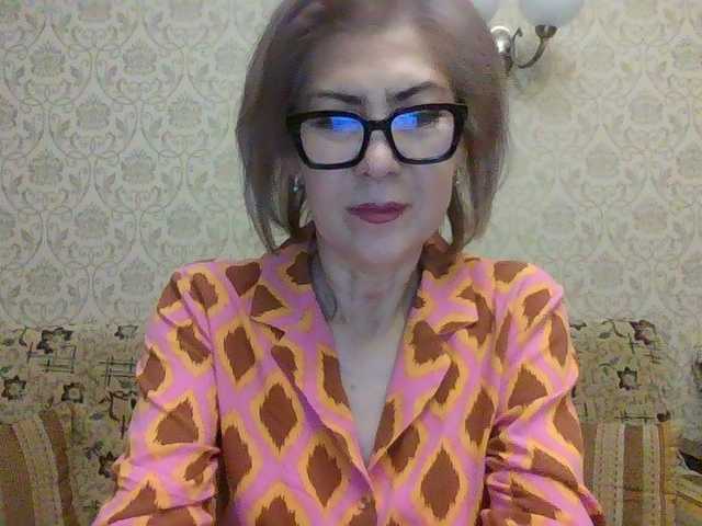 Elegant00Lady