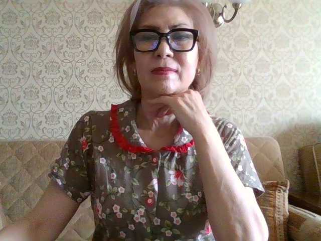 Elegant00Lady