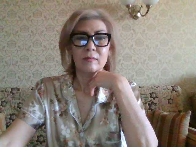 Elegant00Lady