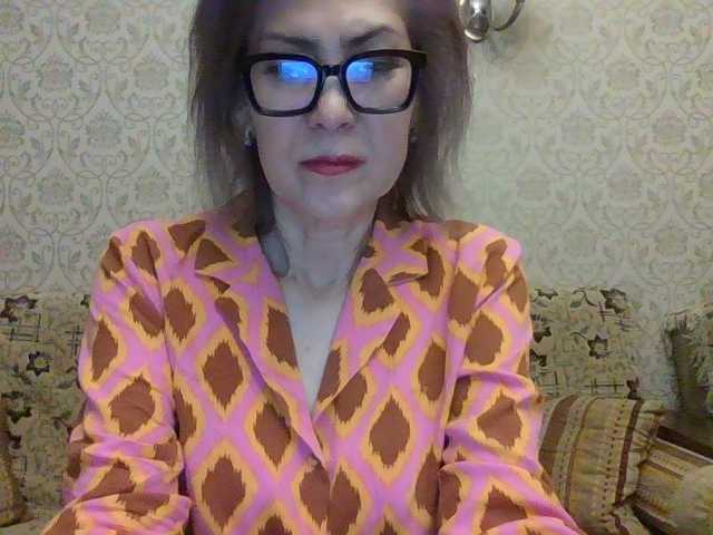 Elegant00Lady