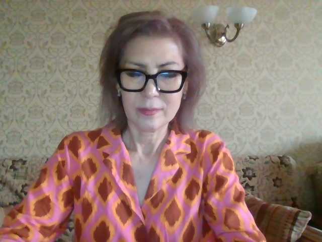 Elegant00Lady