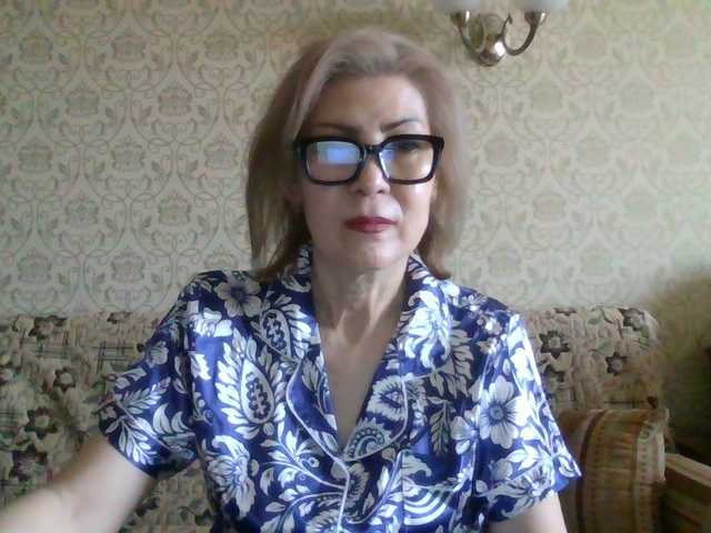 Elegant00Lady