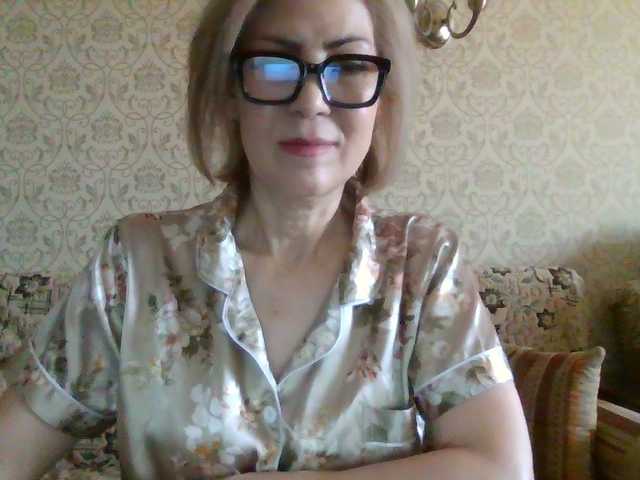 Elegant00Lady live cam on BongaCams