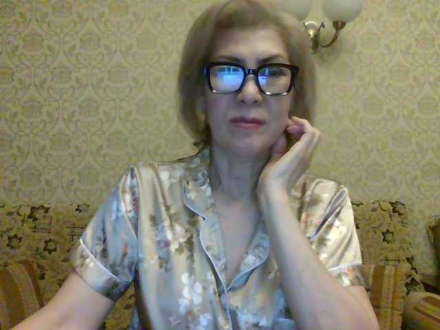 Elegant00Lady