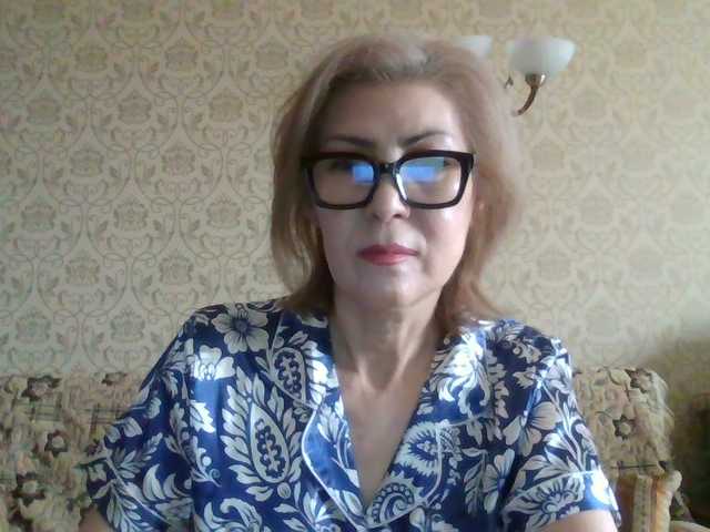 Elegant00Lady