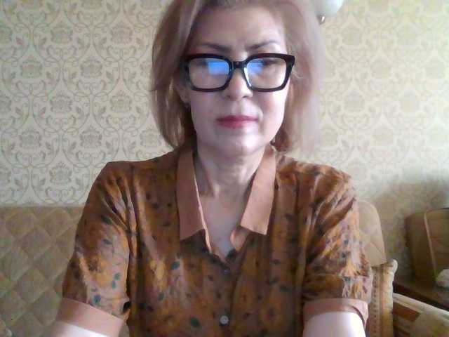 Elegant00Lady