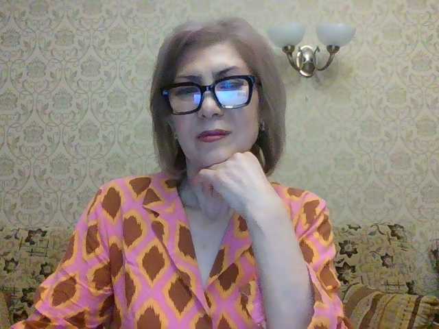 Elegant00Lady