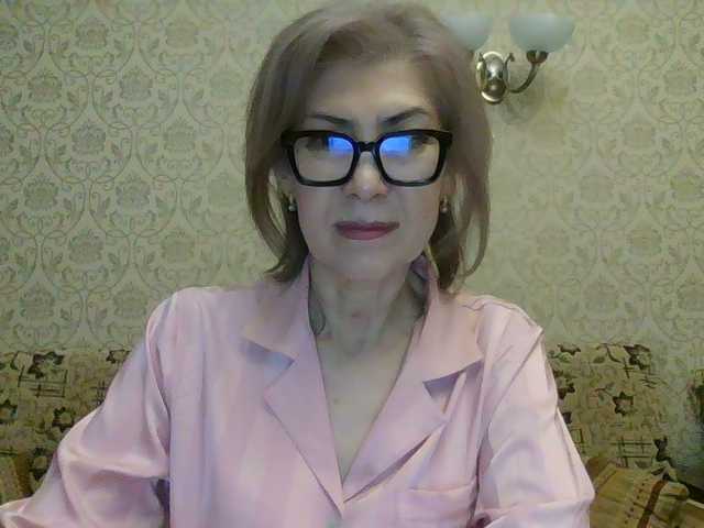 Elegant00Lady